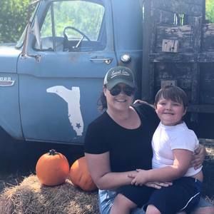 Meet your Posher, Lindsey